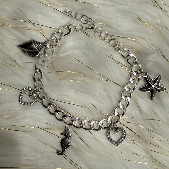 Handmade Silver Plated Charm Bracelet with Sea Charms - Picture 3 of 9